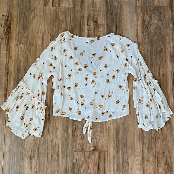 Billabong Cropped V-neck Long Sleeve - Picture 3 of 7